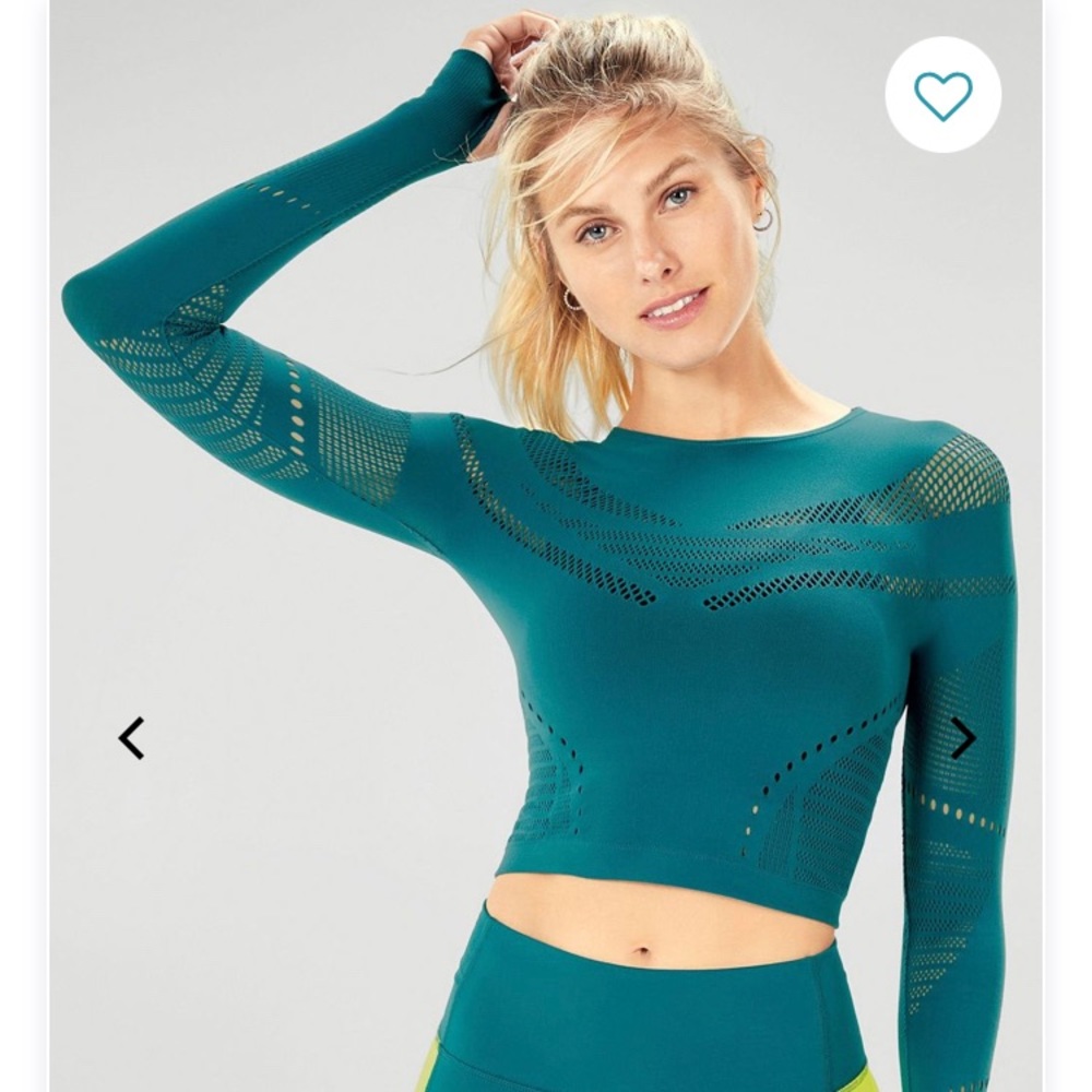 Fabletics full sleeve top